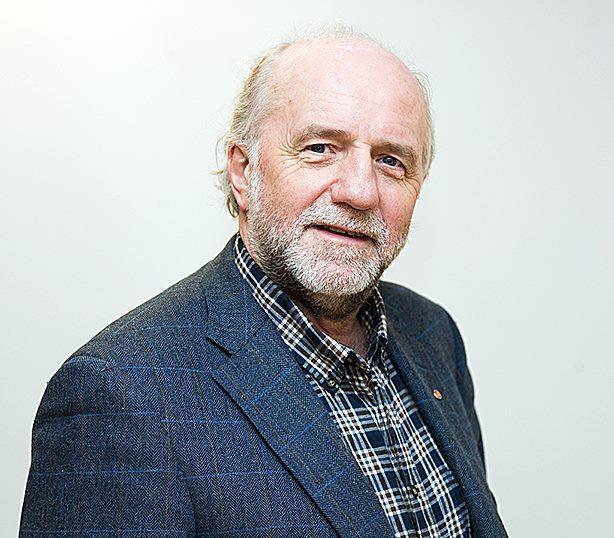 Heming Olaussen - SV - Klikk for stort bilde