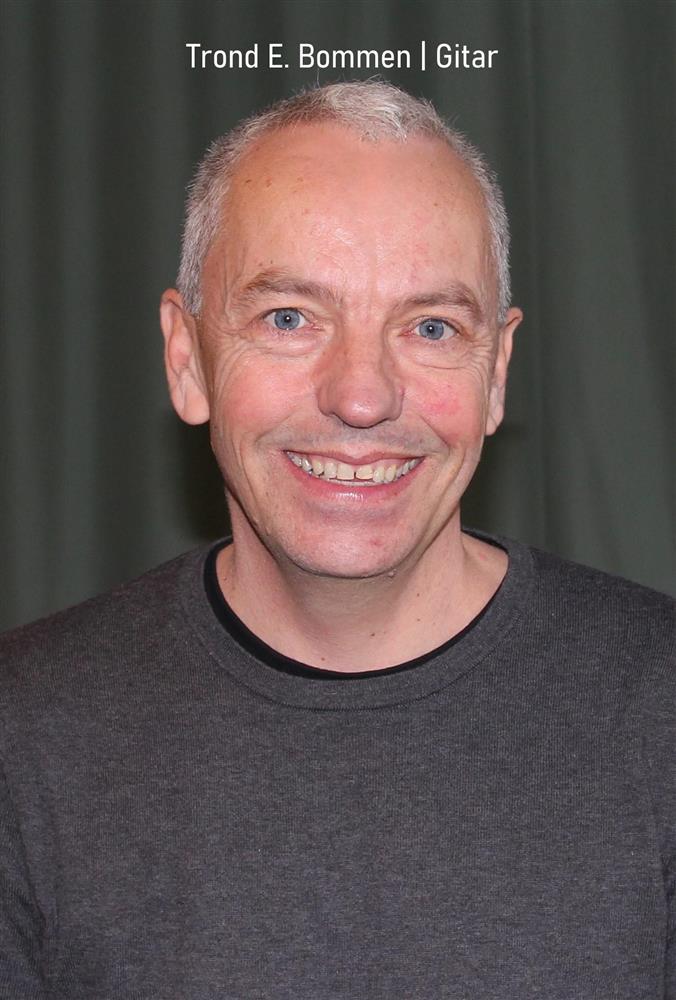 Portrett gitarlærer Trond Bommen - Klikk for stort bilde