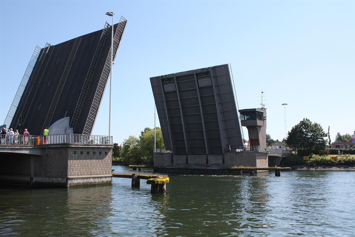Kanalbrua i Tønsberg - Klikk for stort bilde