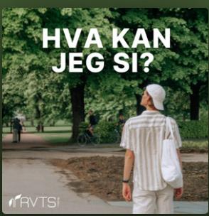 Ser en mann bakfra, har hvit caps på hodet. - Klikk for stort bilde
