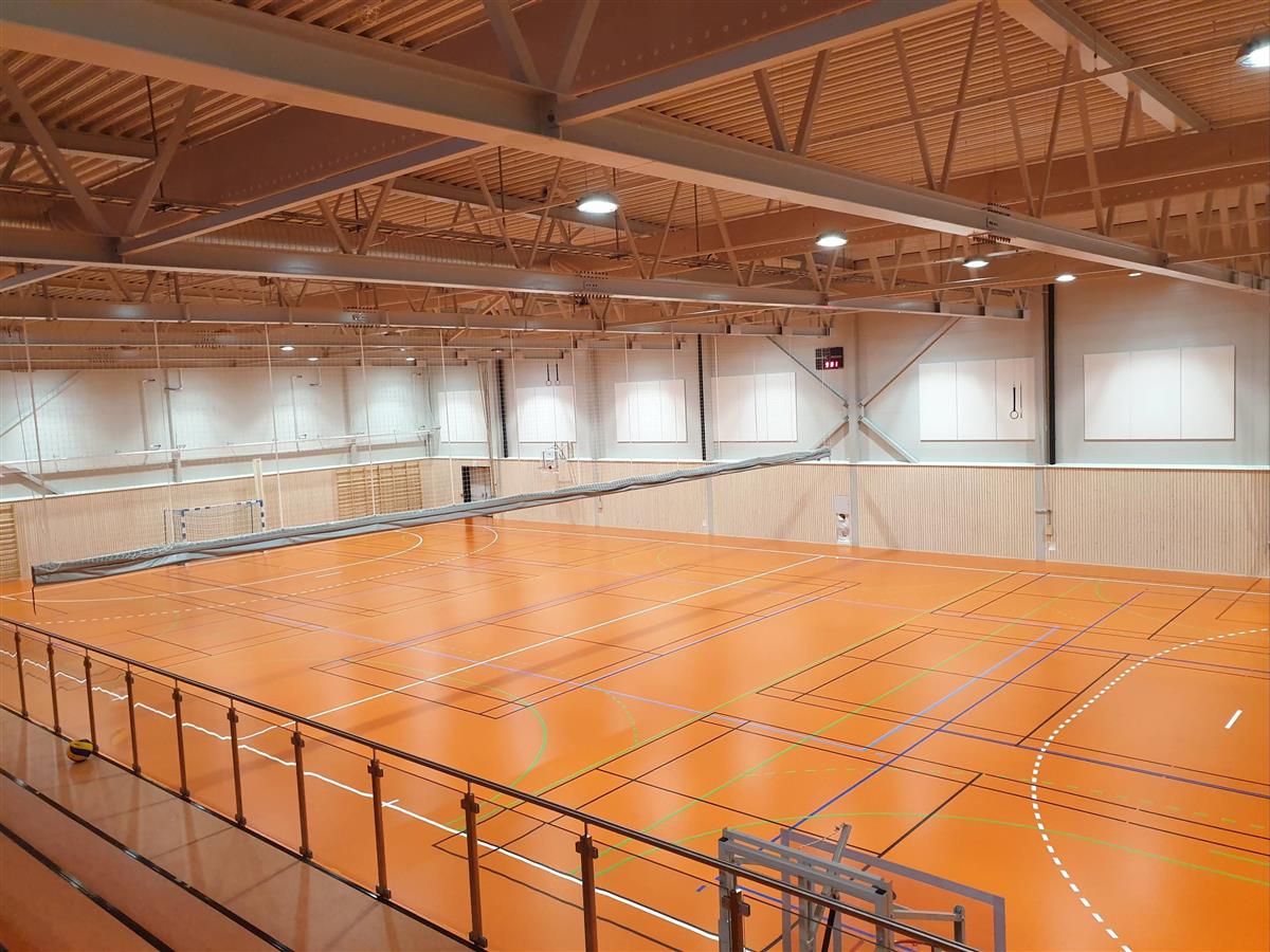 revetalhallen - Klikk for stort bilde